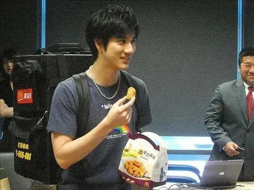 王力宏最新爆料视频播放,娱乐圈背后惊人真相  第1张